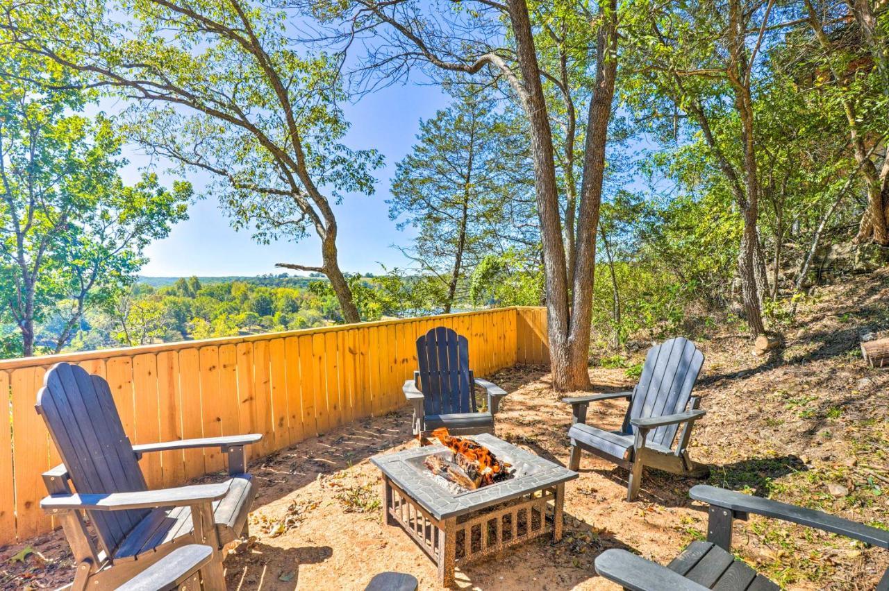 הוילה Colorful Golden Getaway With Panoramic Views! מראה חיצוני תמונה