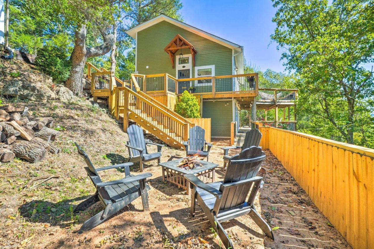 הוילה Colorful Golden Getaway With Panoramic Views! מראה חיצוני תמונה