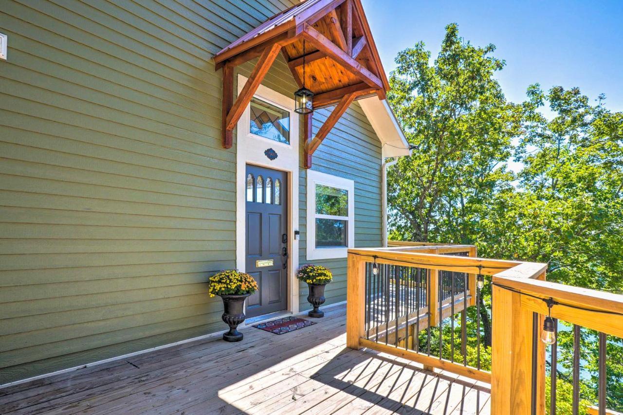 הוילה Colorful Golden Getaway With Panoramic Views! מראה חיצוני תמונה
